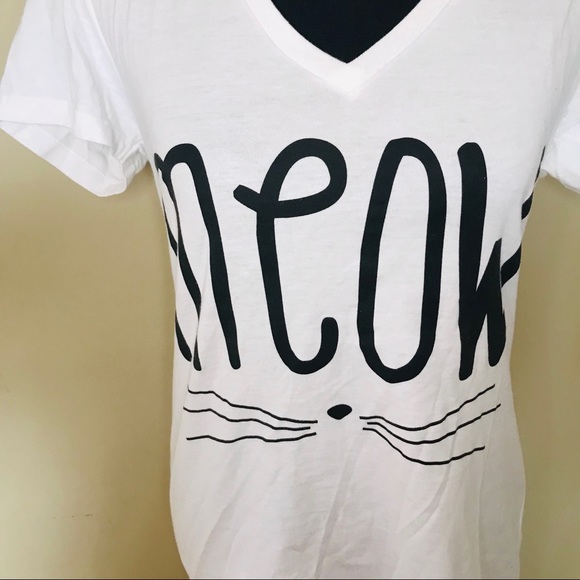 White VNeck Cats Meow Womens TShirt Size M - Picture 3 of 5